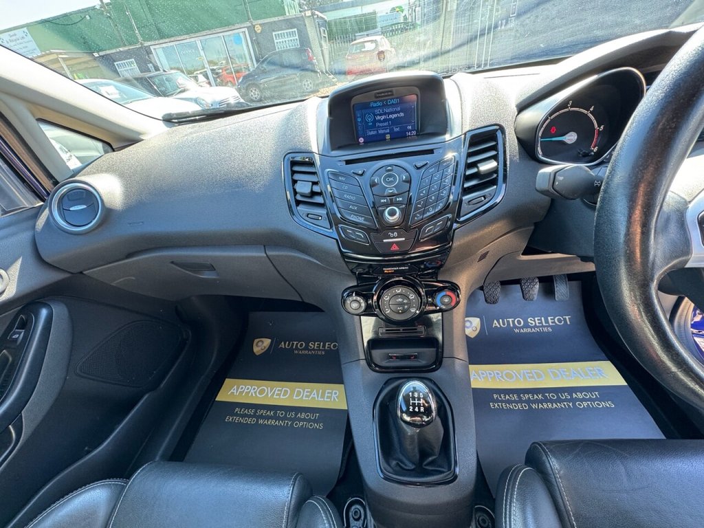 Used Ford Fiesta Van 2015 for sale - 78154187: Photo 24