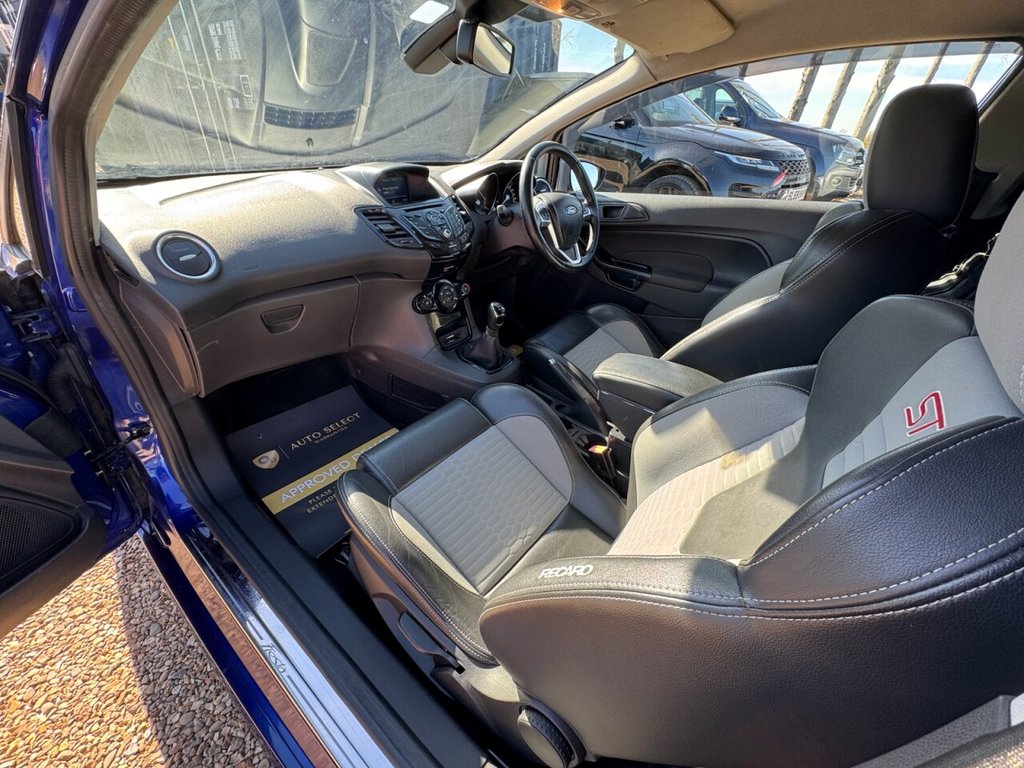 Used Ford Fiesta Van 2015 for sale - 78154187: Photo 28