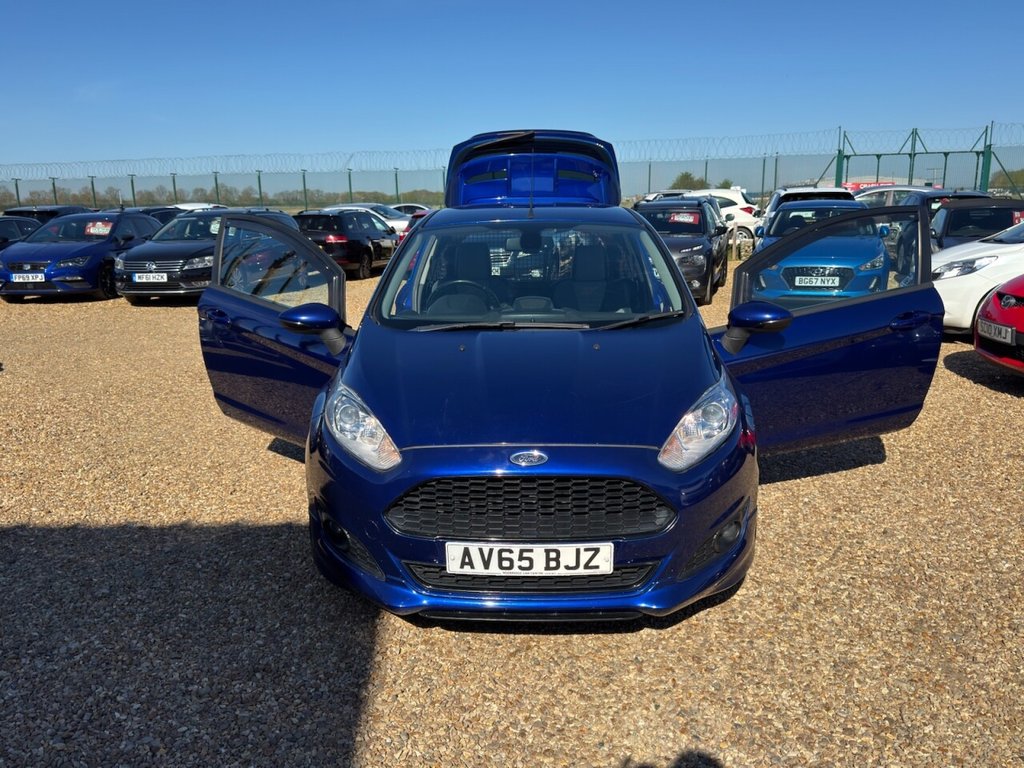 Used Ford Fiesta Van 2015 for sale - 78154187: Photo 32