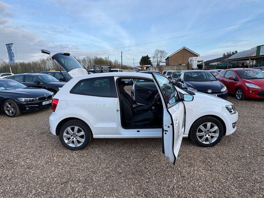Used Volkswagen Polo 2014 for sale - 77734695: Photo 22