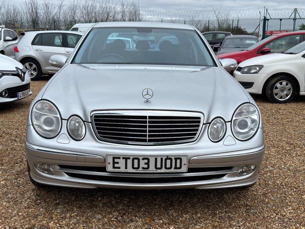 Used Mercedes-Benz E Class 2003 for sale - 76595920: Photo 2