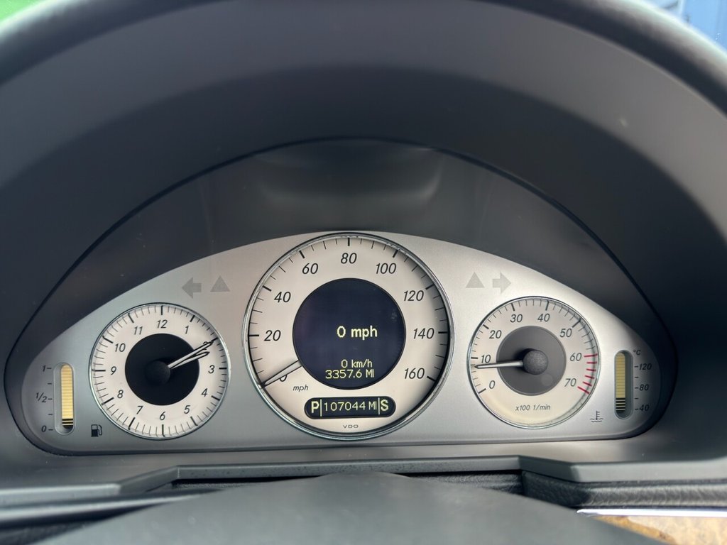 Used Mercedes-Benz E Class 2003 for sale - 76595920: Photo 21