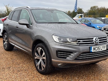 2015 (15) - 3.0 V6 TDI BlueMotion Tech 262 R-Line 5dr Tip Auto