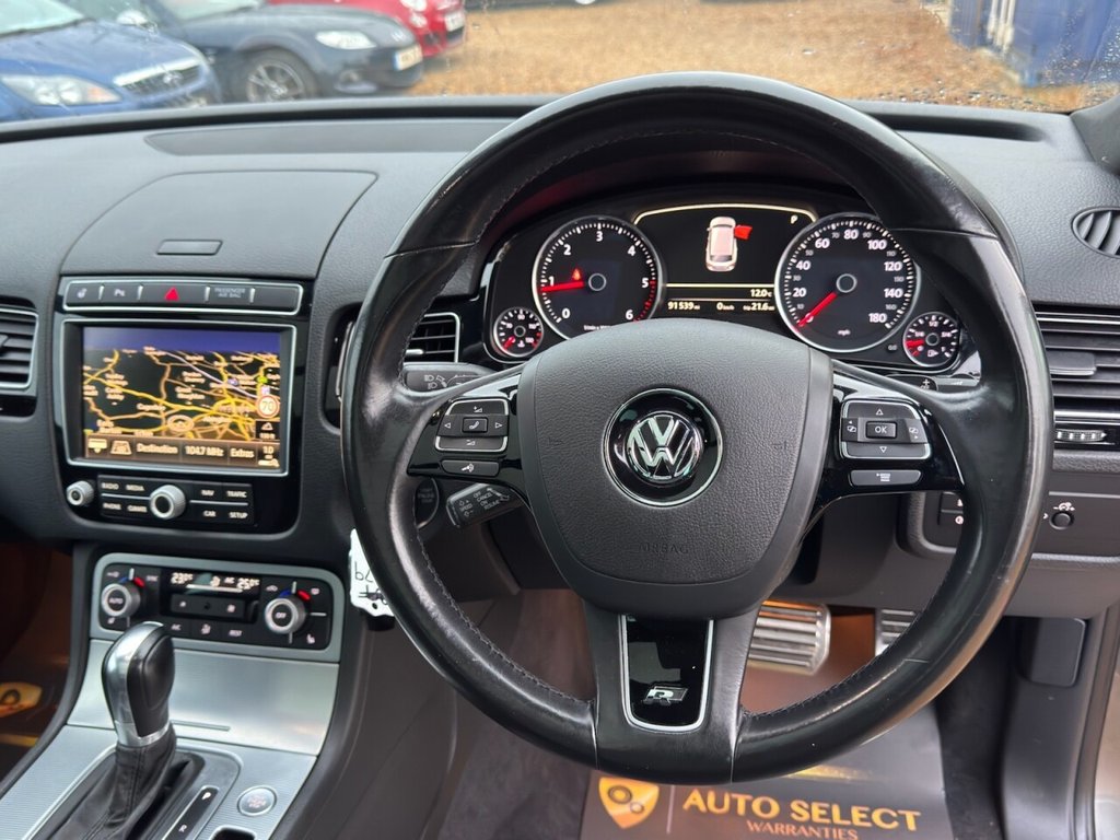 Used Volkswagen Touareg 2015 for sale - 76406769: Photo 23