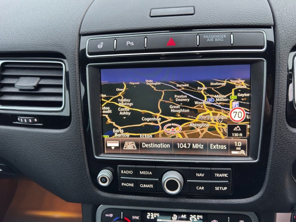 Used Volkswagen Touareg 2015 for sale - 76406769: Photo 29