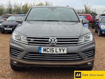 Used Volkswagen Touareg 2015 for sale - 76406769: Photo
