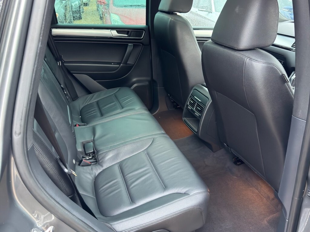 Used Volkswagen Touareg 2015 for sale - 76406769: Photo 33