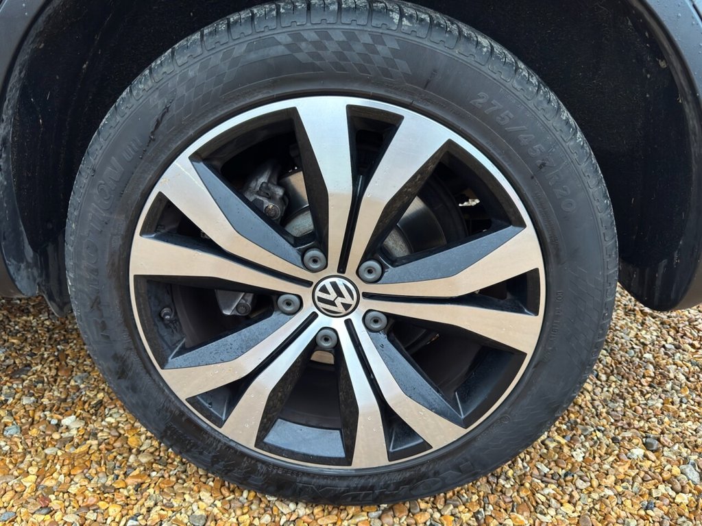 Used Volkswagen Touareg 2015 for sale - 76406769: Photo 39