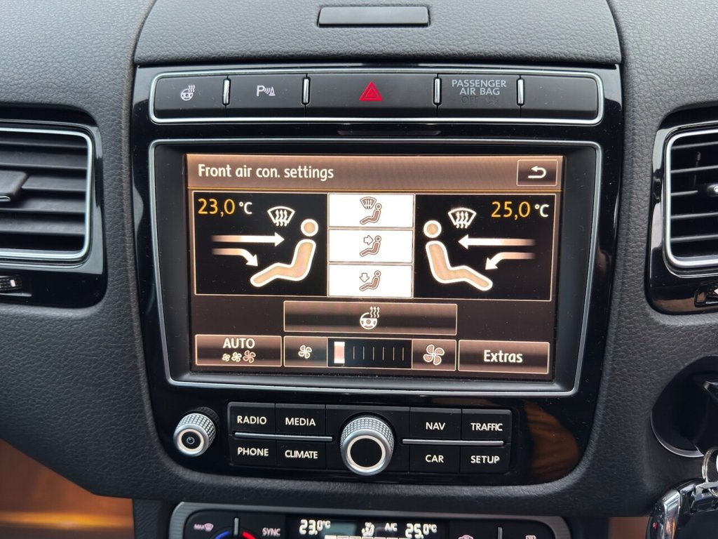 Used Volkswagen Touareg 2015 for sale - 76406769: Photo 41