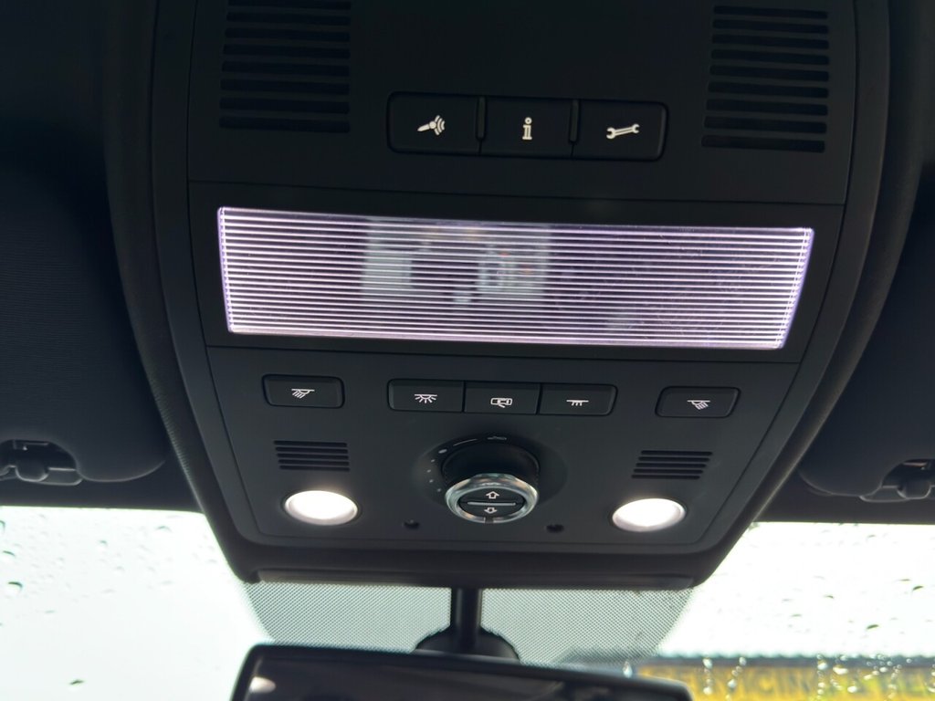 Used Volkswagen Touareg 2015 for sale - 76406769: Photo 47