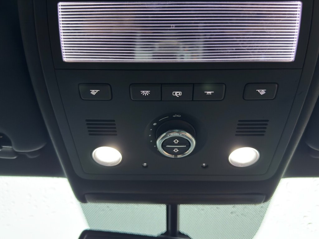 Used Volkswagen Touareg 2015 for sale - 76406769: Photo 48