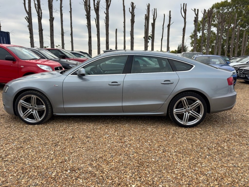 Used Audi A5 2010 for sale - 76245333: Photo 4