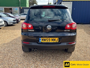 Used Volkswagen Tiguan 2010 for sale - 78924056: Photo