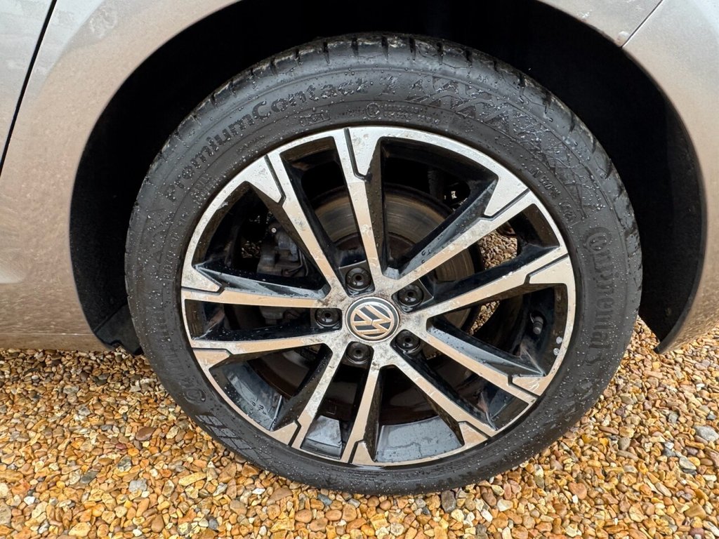 Used Volkswagen Golf 2014 for sale - 77302692: Photo 32