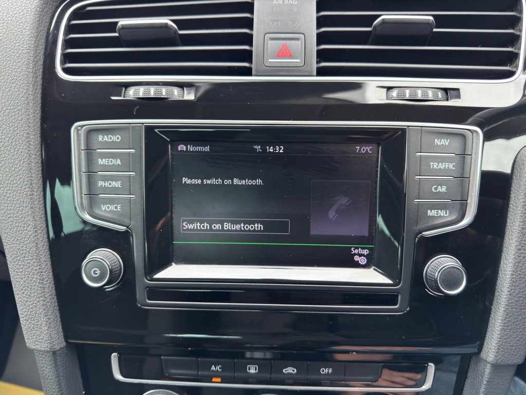 Used Volkswagen Golf 2014 for sale - 77302692: Photo 38