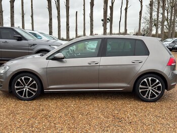 Used Volkswagen Golf 2014 for sale - 77302692: Photo