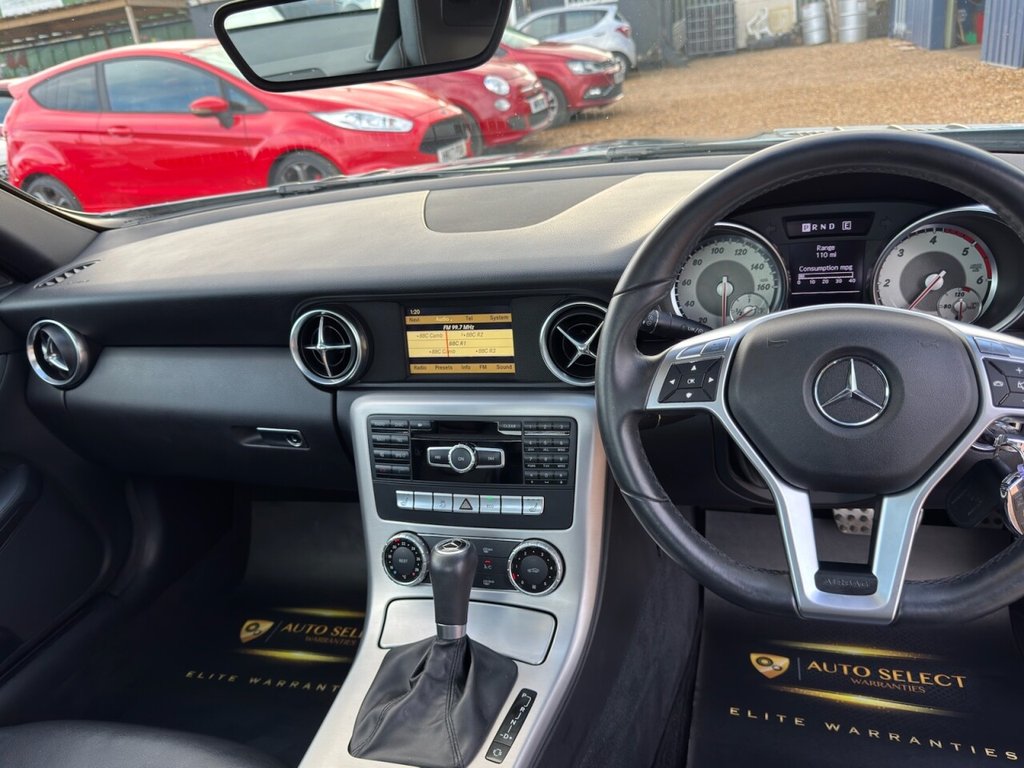 Used Mercedes-Benz SLK 2012 for sale - 76848177: Photo 18