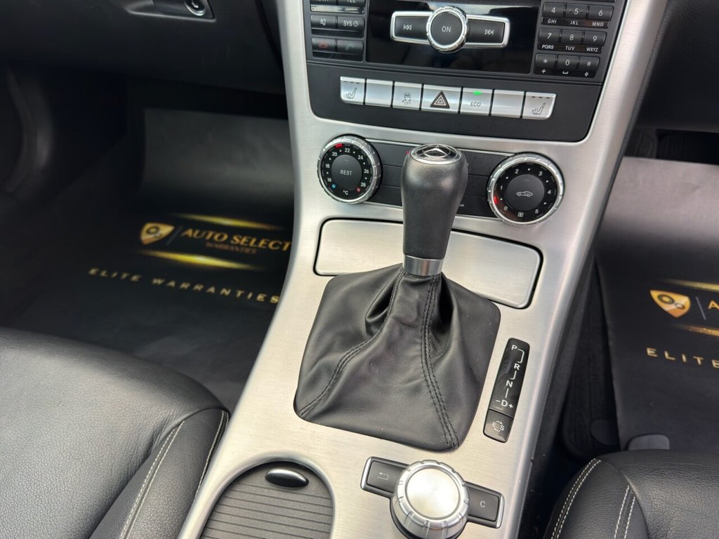 Used Mercedes-Benz SLK 2012 for sale - 76848177: Photo 24