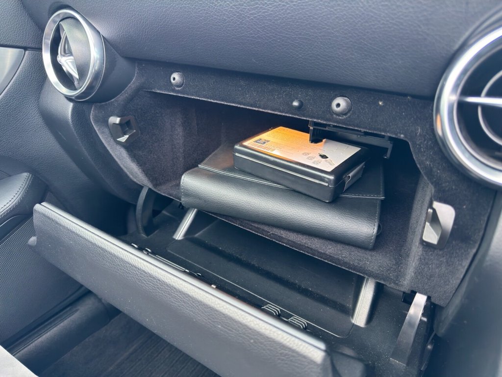 Used Mercedes-Benz SLK 2012 for sale - 76848177: Photo 49