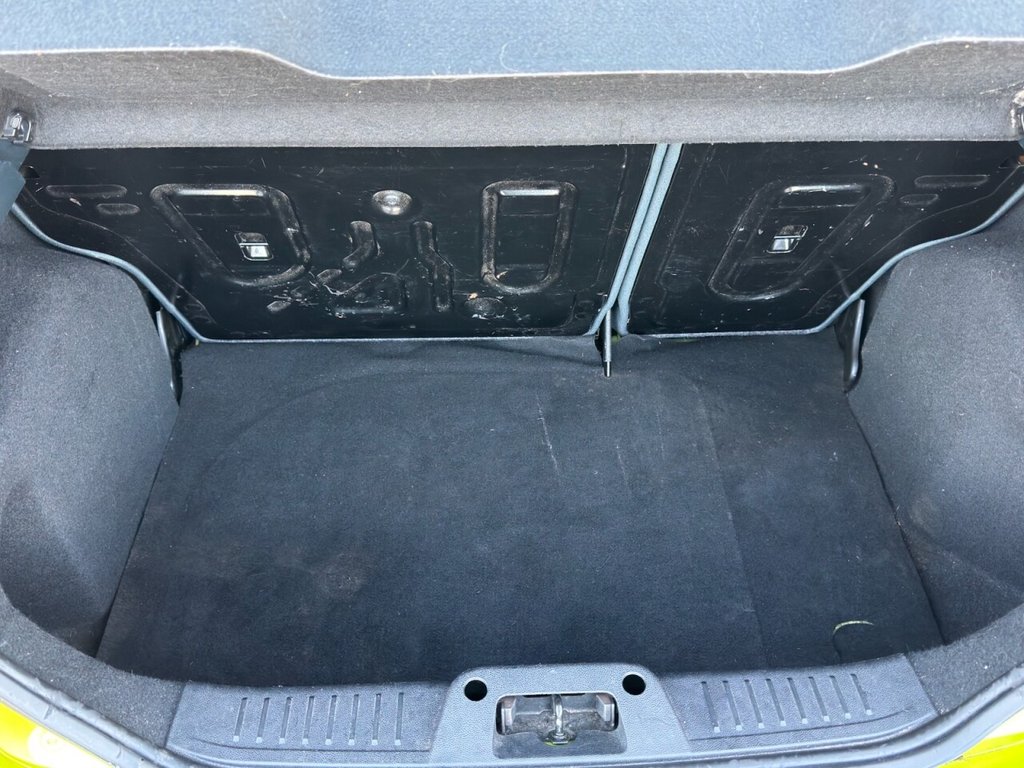 Used Ford Fiesta 2011 for sale - 77014434: Photo 12