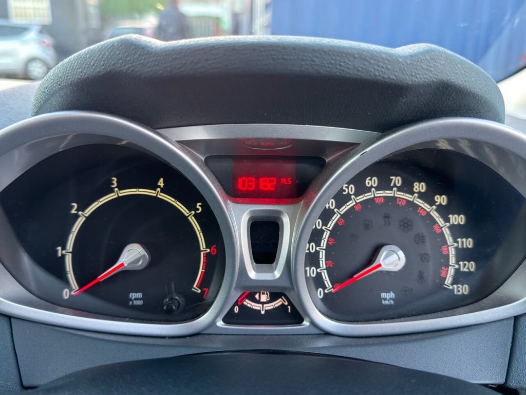 Used Ford Fiesta 2011 for sale - 77014434: Photo 13