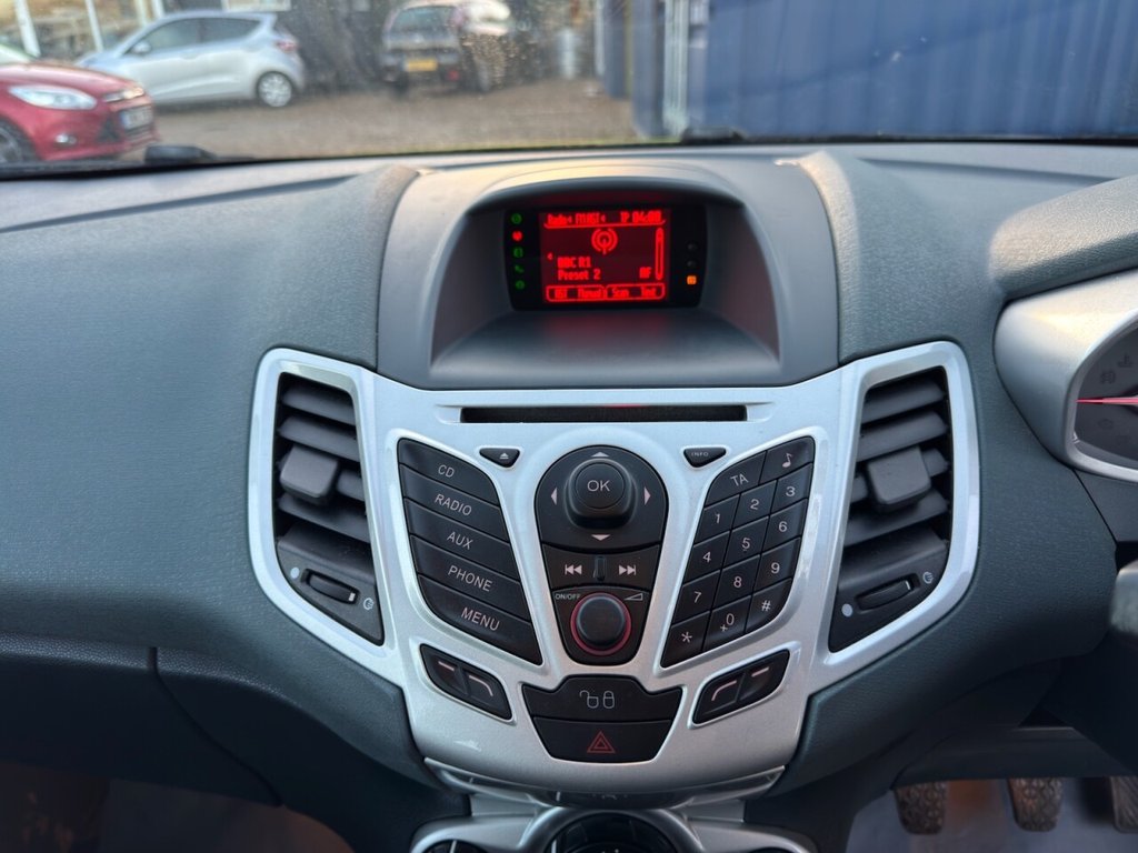 Used Ford Fiesta 2011 for sale - 77014434: Photo 19