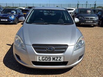 Used Kia Ceed 2009 for sale - 78426440: Photo