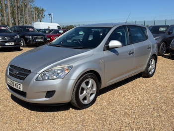 Used Kia Ceed 2009 for sale - 78426440: Photo