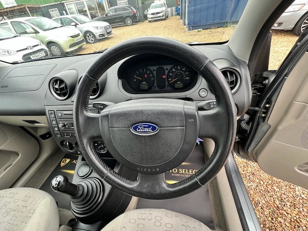 Used Ford Fiesta 2002 for sale - 76173182: Photo 20