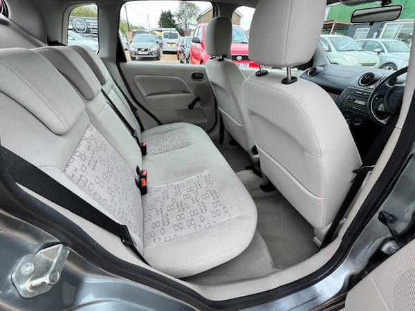 Used Ford Fiesta 2002 for sale - 76173182: Photo 28