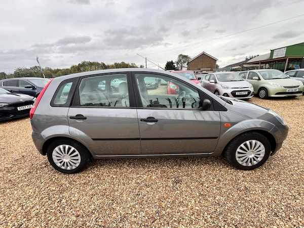 Used Ford Fiesta 2002 for sale - 76173182: Photo 8