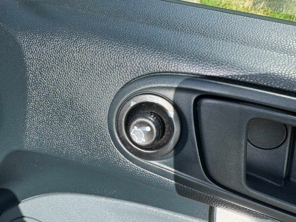 Used Ford Fiesta 2009 for sale - 76751021: Photo 16