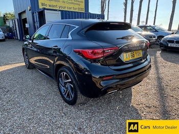 Used Infiniti Q30 2016 for sale - 79189680: Photo