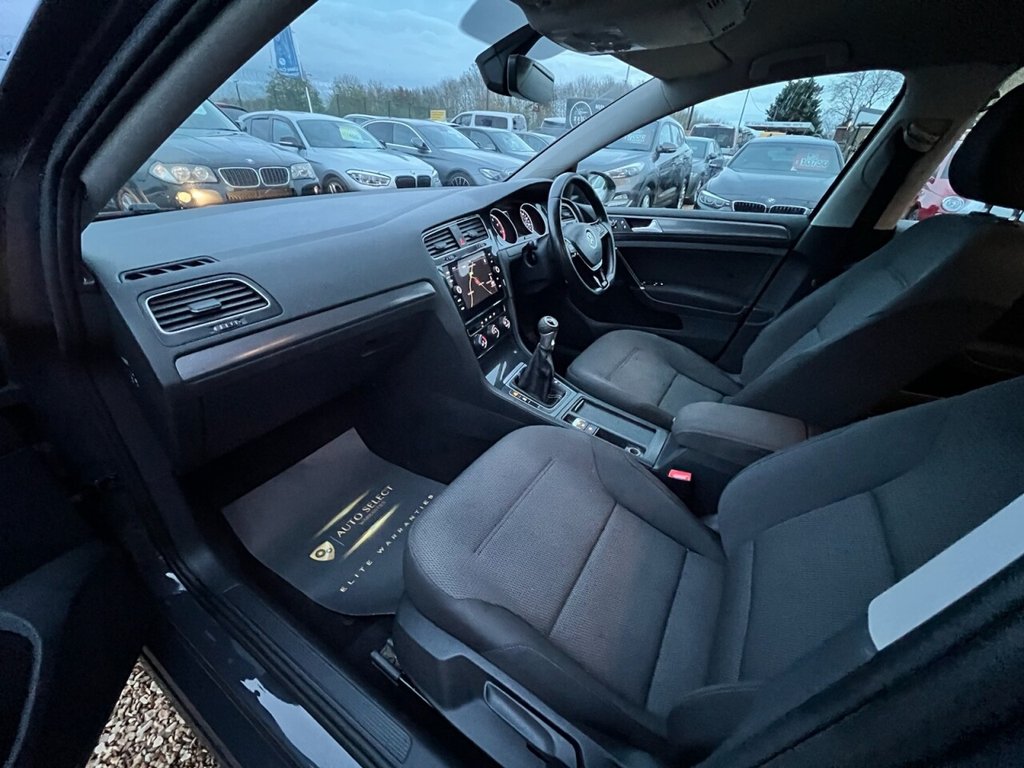 Used Volkswagen Golf 2018 for sale - 77369006: Photo 33