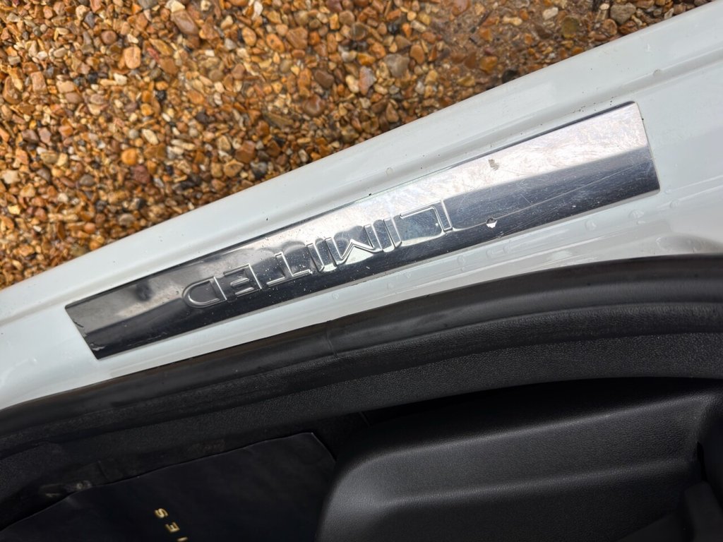 Used Renault Megane 2014 for sale - 77276393: Photo 30