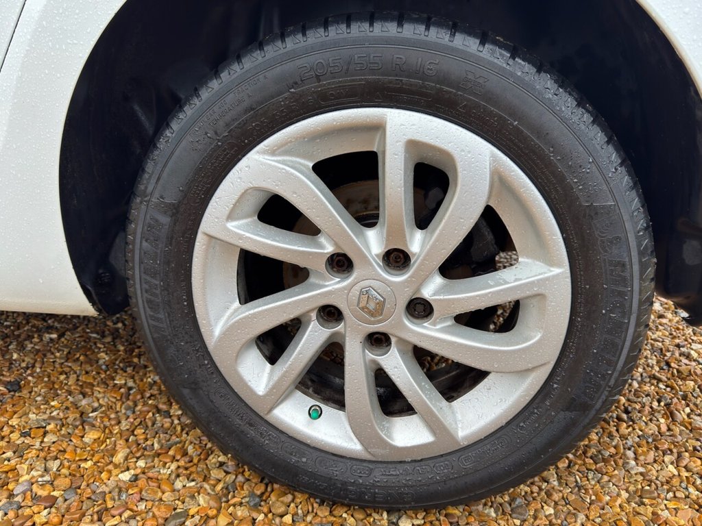 Used Renault Megane 2014 for sale - 77276393: Photo 35