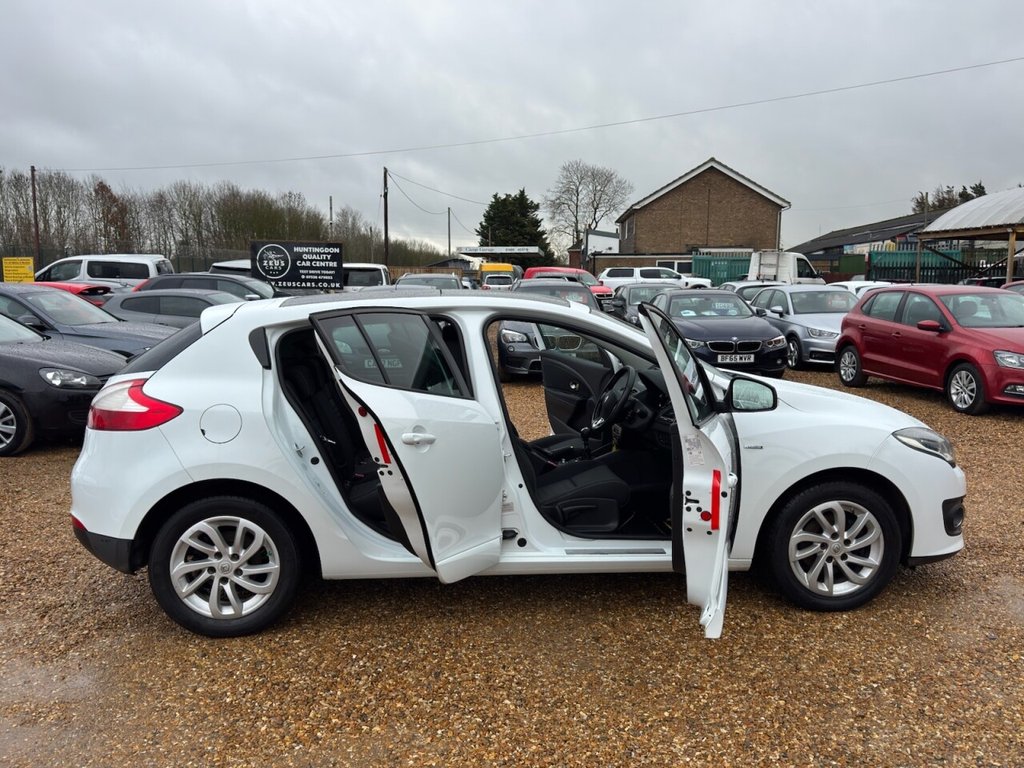 Used Renault Megane 2014 for sale - 77276393: Photo 38