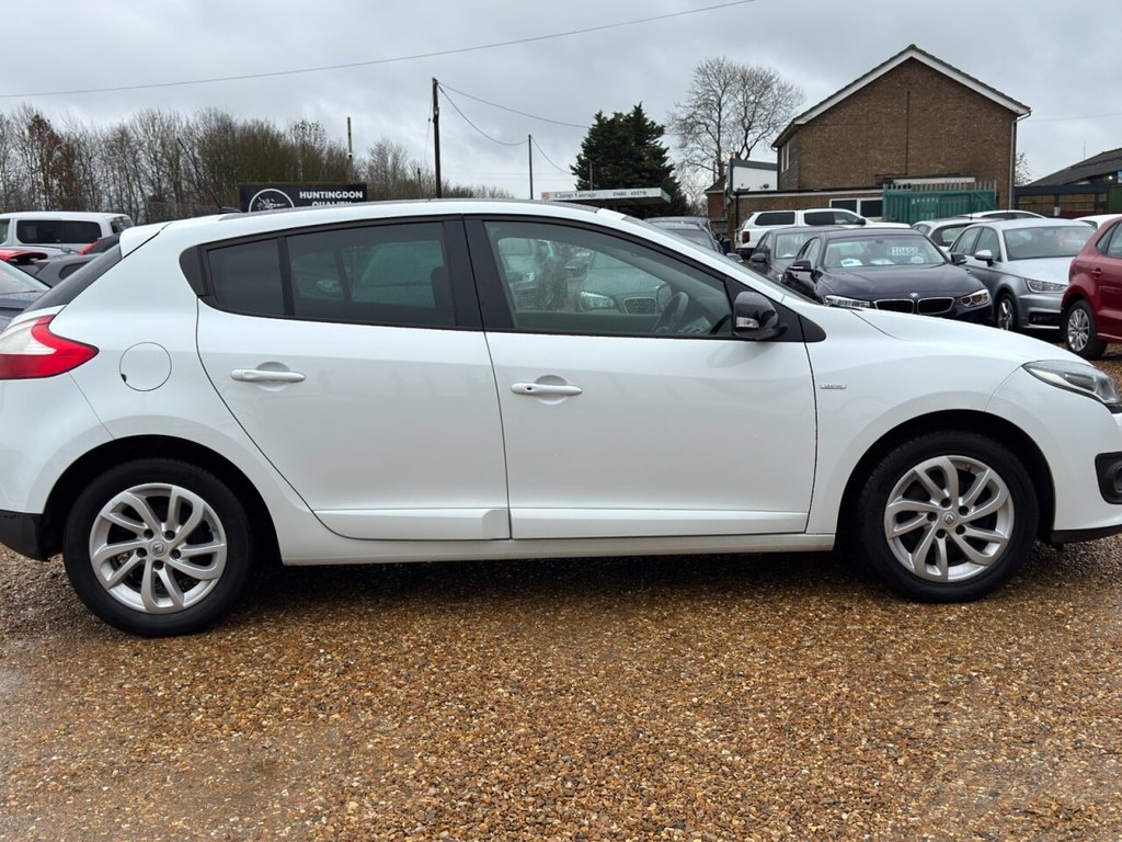 Used Renault Megane 2014 for sale - 77276393: Photo 8