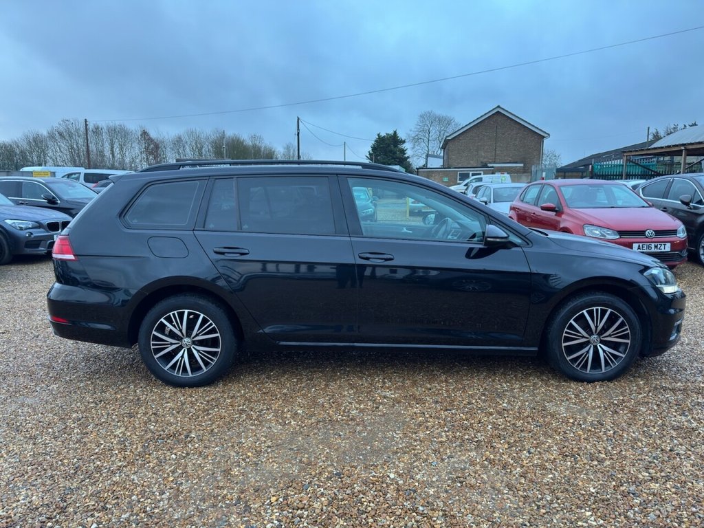 Used Volkswagen Golf 2018 for sale - 77276091: Photo 11