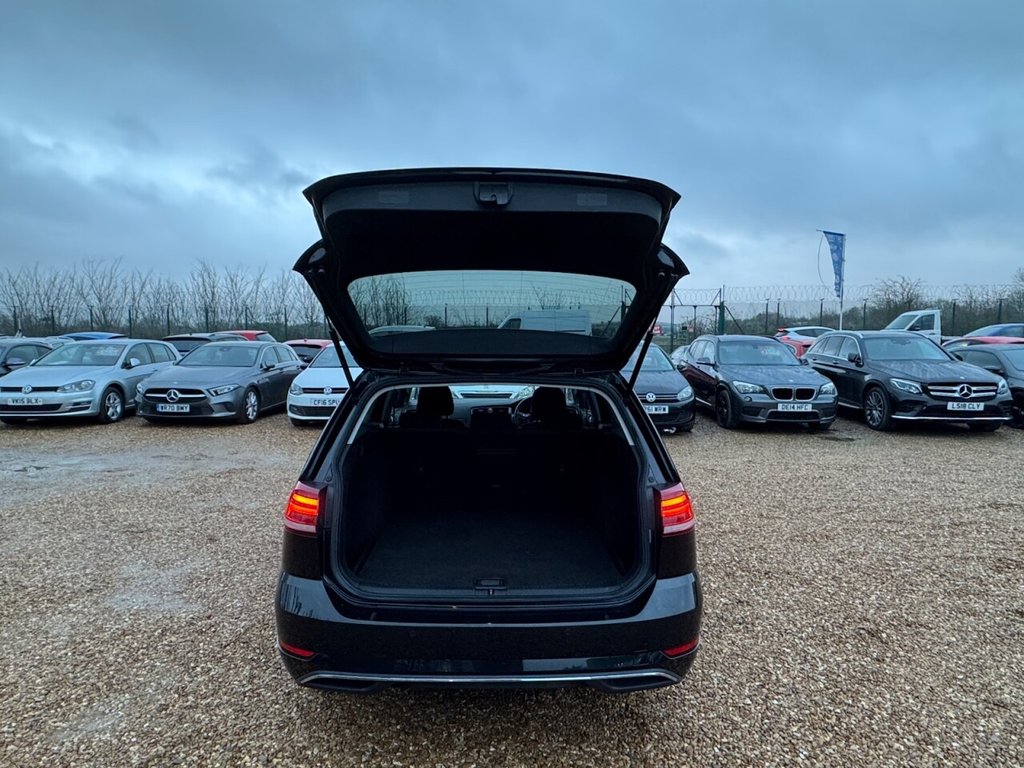 Used Volkswagen Golf 2018 for sale - 77276091: Photo 13