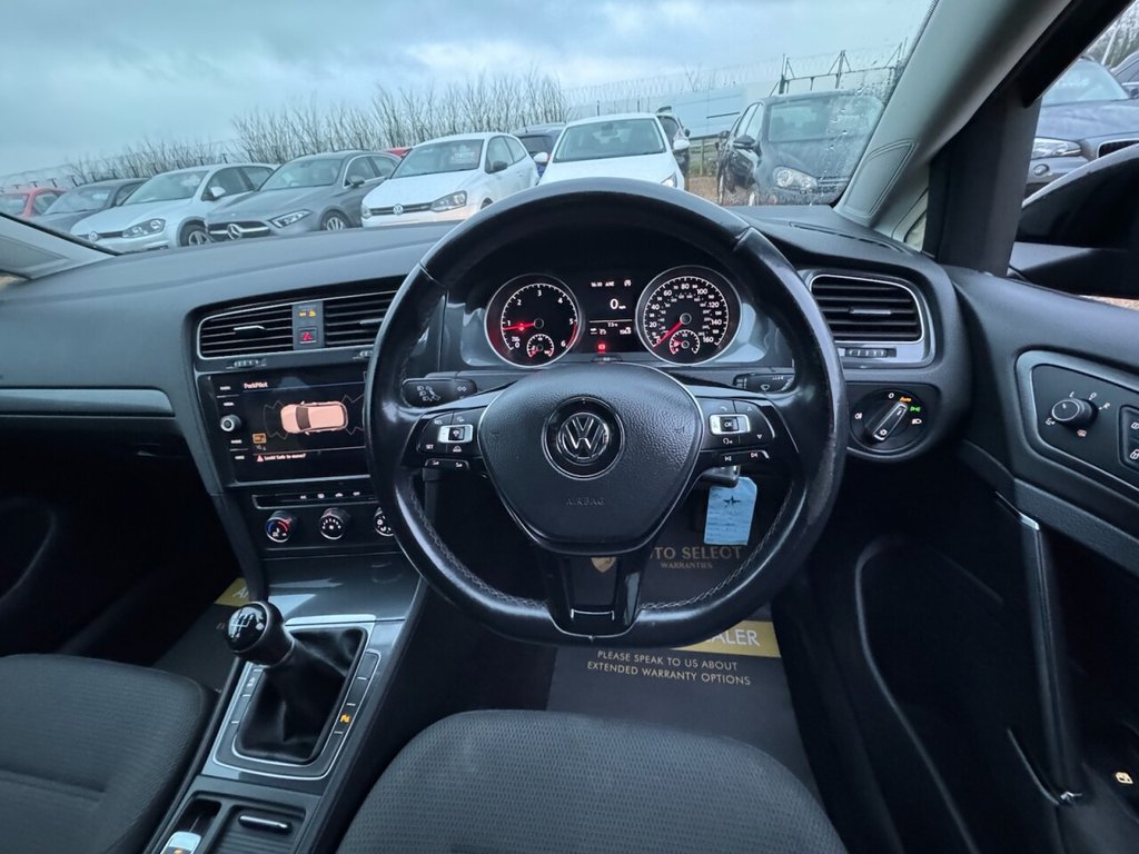 Used Volkswagen Golf 2018 for sale - 77276091: Photo 19