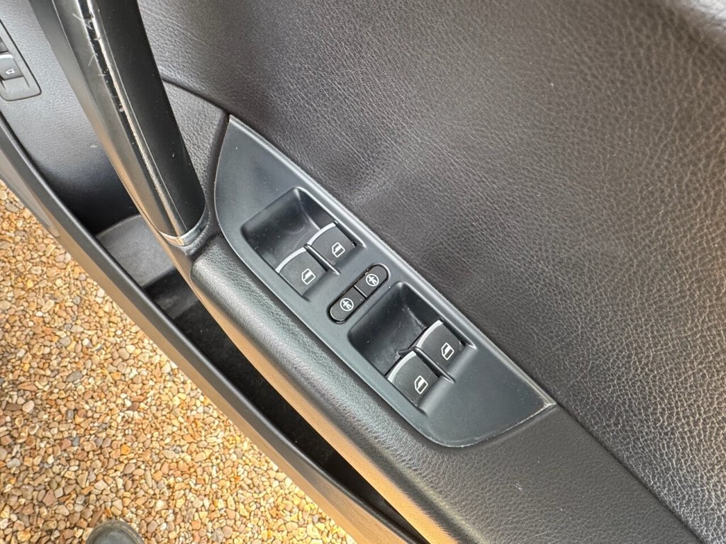 Used Volkswagen Touareg 2016 for sale - 77027158: Photo 17