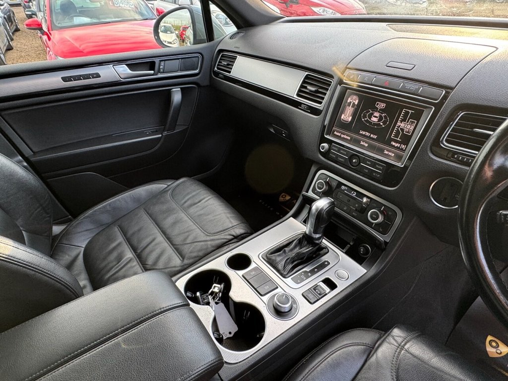 Used Volkswagen Touareg 2016 for sale - 77027158: Photo 30