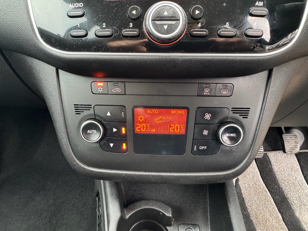 Used Fiat Punto 2014 for sale - 77464092: Photo 17