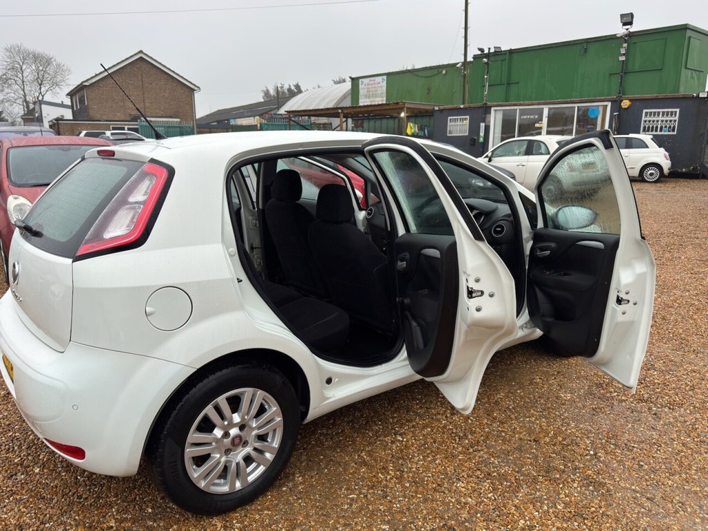 Used Fiat Punto 2014 for sale - 77464092: Photo 35