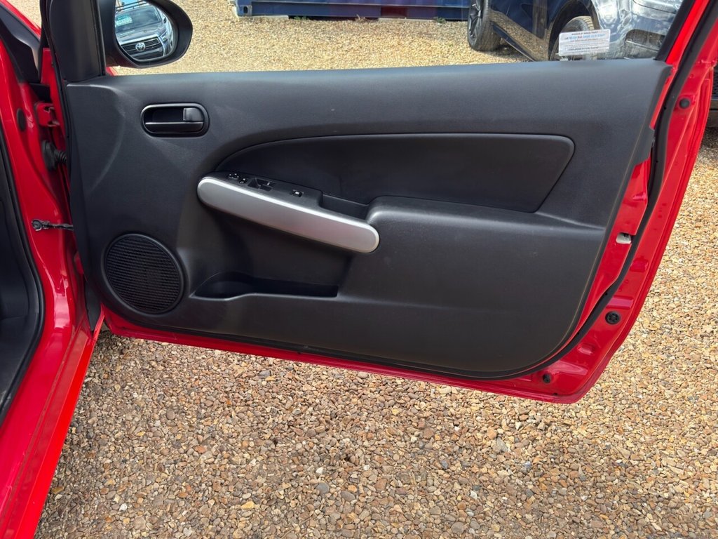 Used Mazda Mazda2 2010 for sale - 78110824: Photo 12