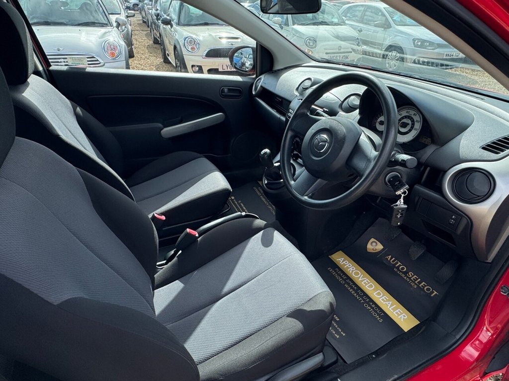 Used Mazda Mazda2 2010 for sale - 78110824: Photo 14