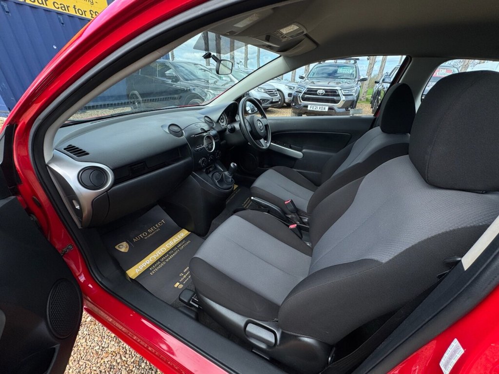 Used Mazda Mazda2 2010 for sale - 78110824: Photo 23