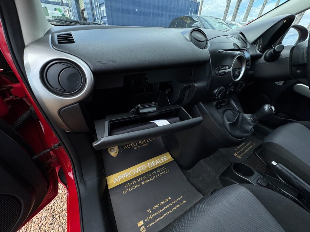 Used Mazda Mazda2 2010 for sale - 78110824: Photo 29