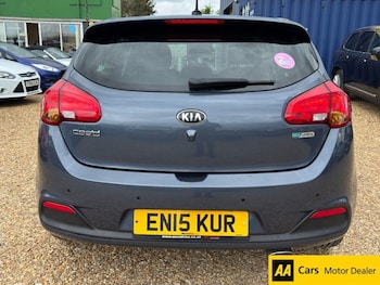 Used Kia Ceed 2015 for sale - 78500980: Photo